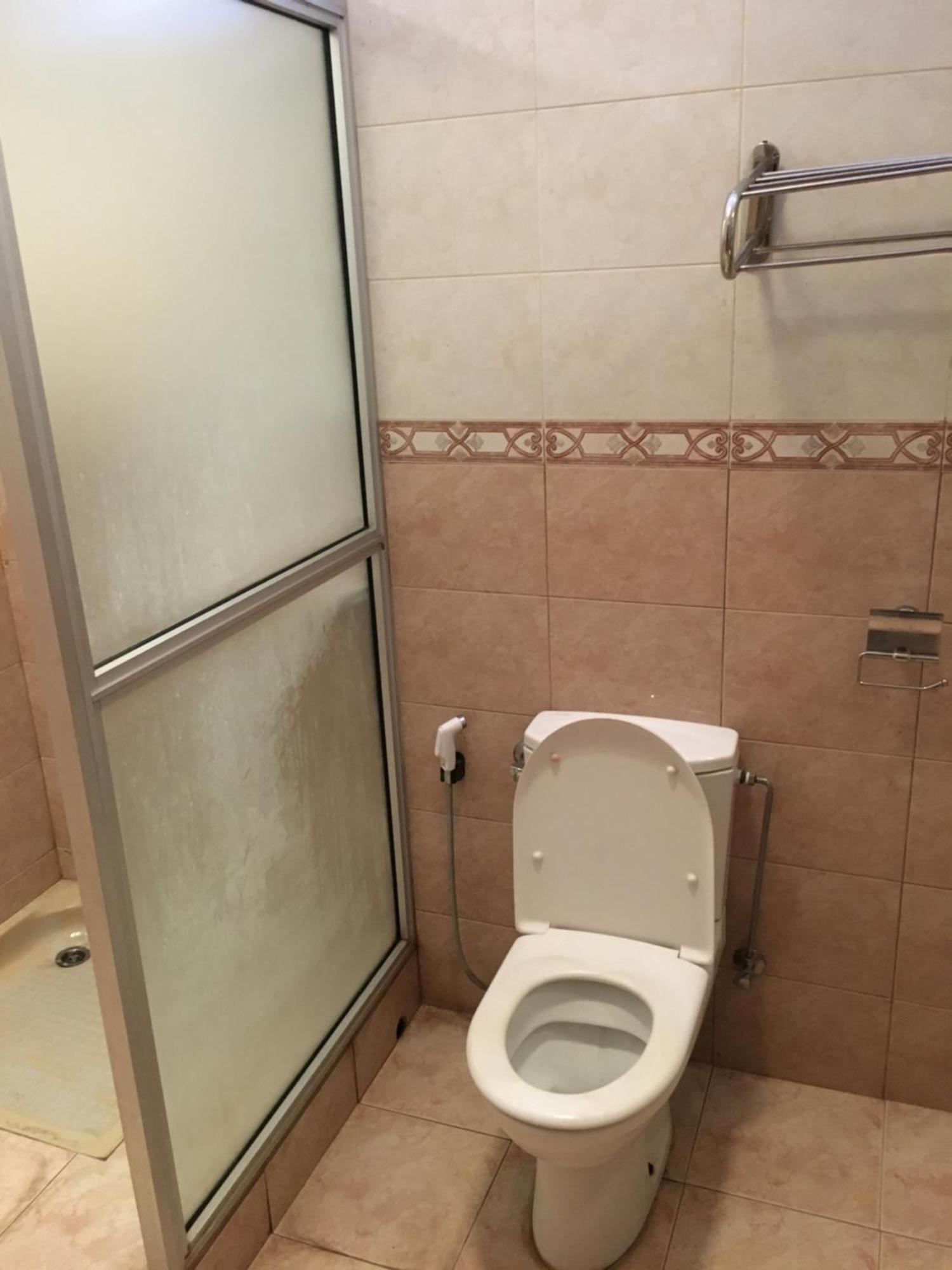 Airport Gateway Residence Негомбо Екстериор снимка